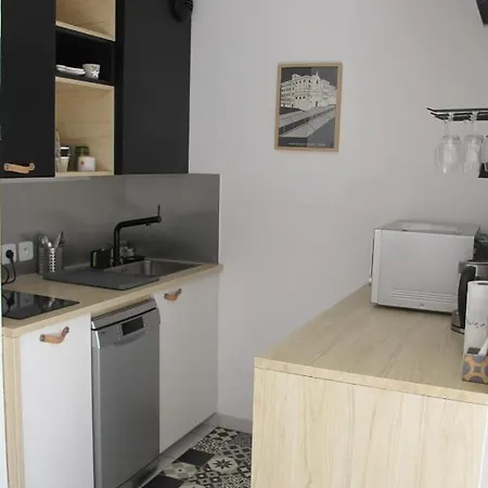 Superbe Studio Cabine Au Bord De La Plage Apartamento Saint-Raphaël